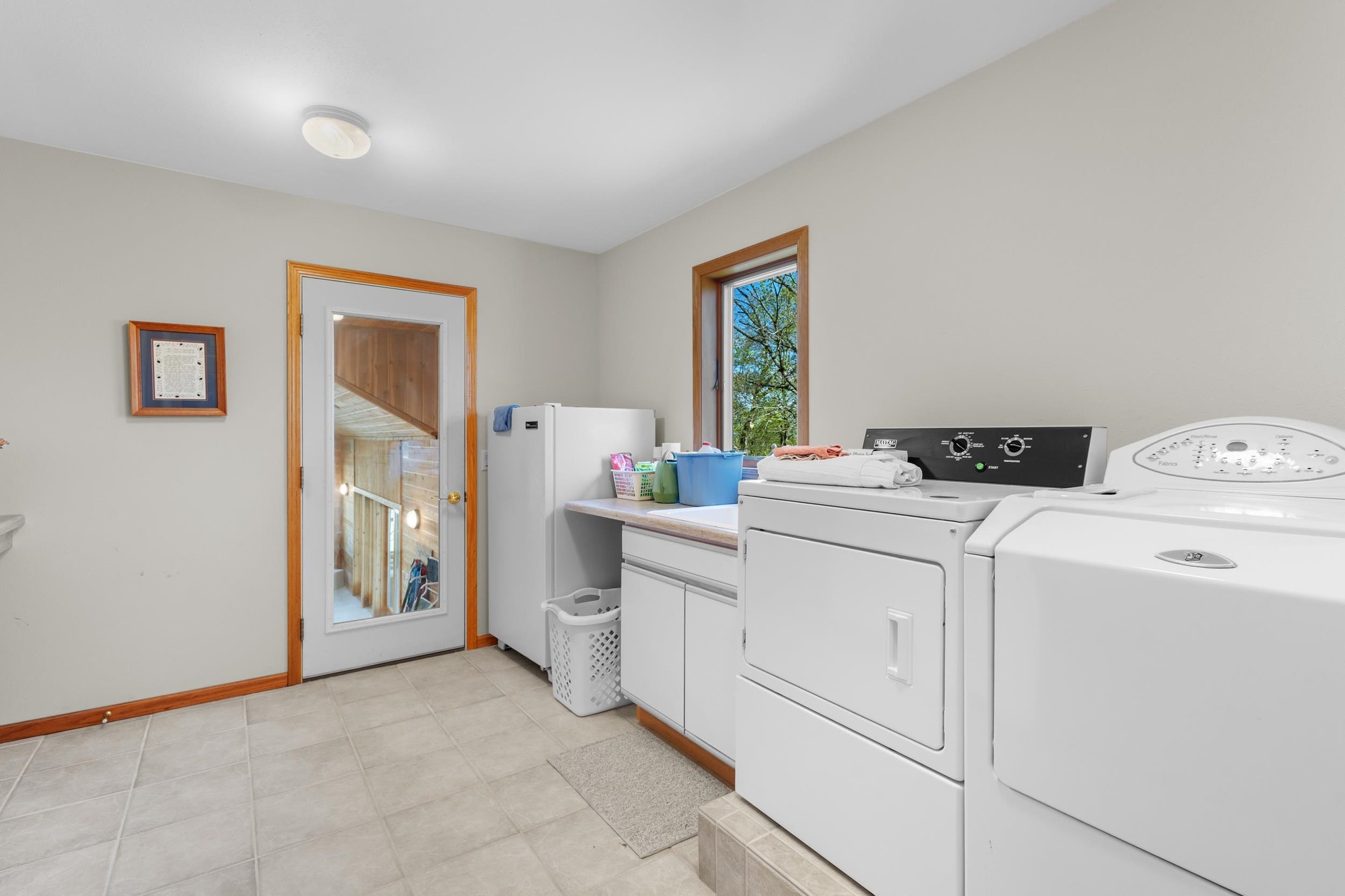 N6130 Honeysuckle Lane, Brooklyn, WI 54941