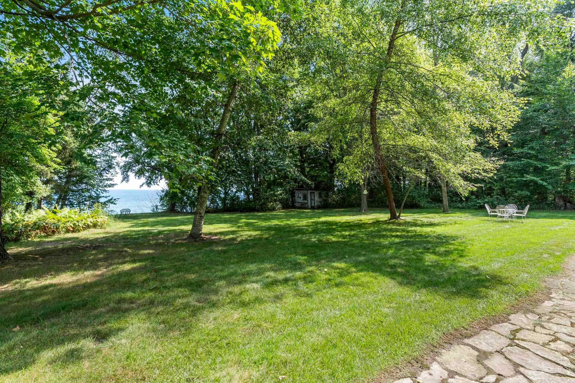 3607 S 10th Street, Manitowoc, WI 54220