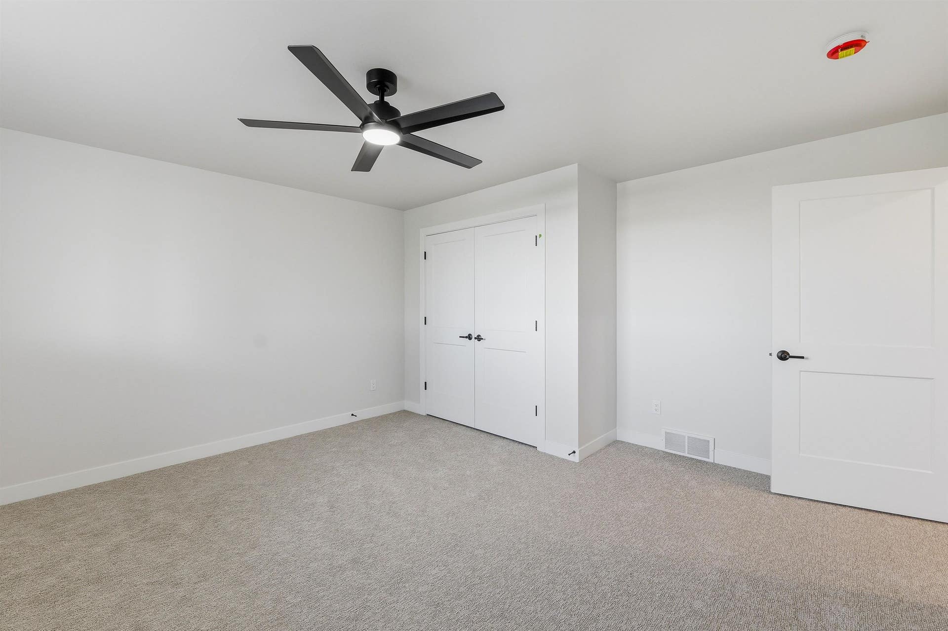 814 Lakeview Lane, Ripon, WI 54971