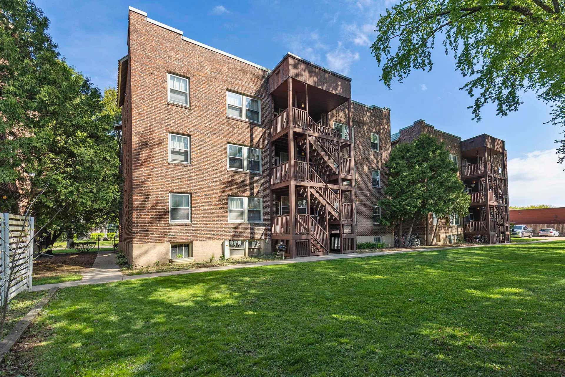2821 Monroe Street, Madison, WI 53711