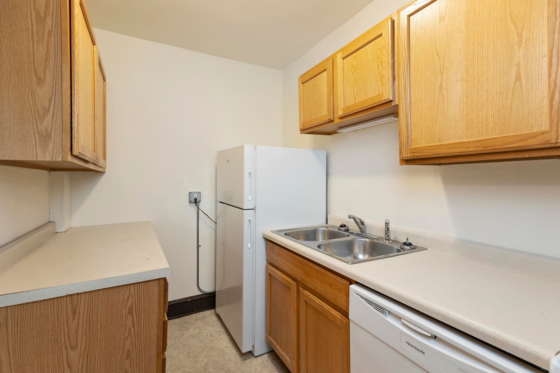 2821 Monroe Street, Madison, WI 53711