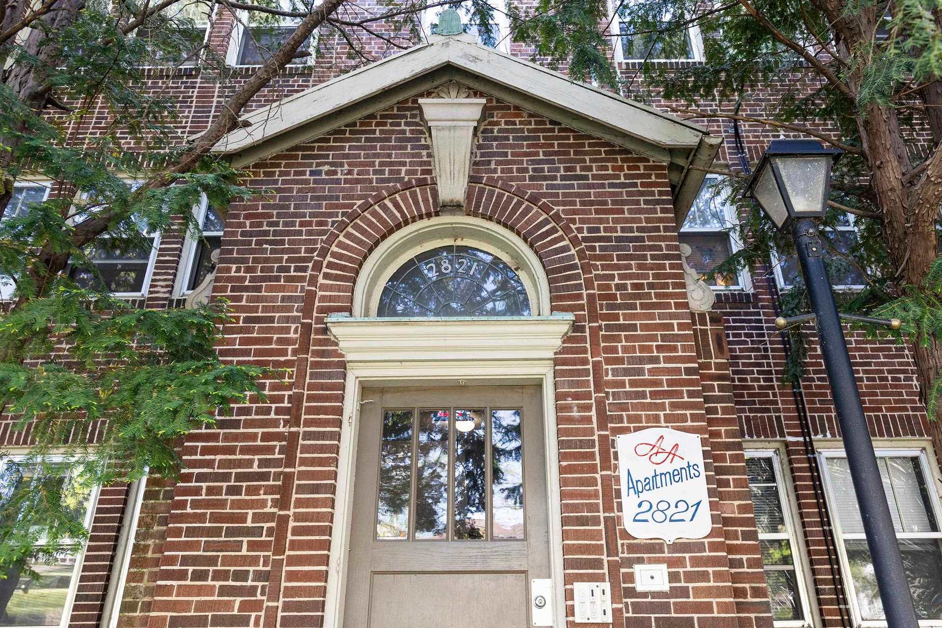 2821 Monroe Street, Madison, WI 53711