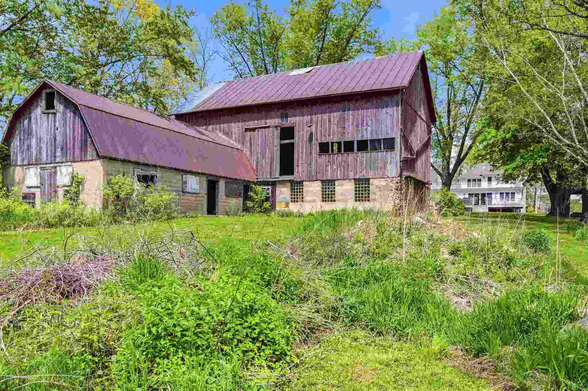 W10823 Port Road, Portland, WI 53579