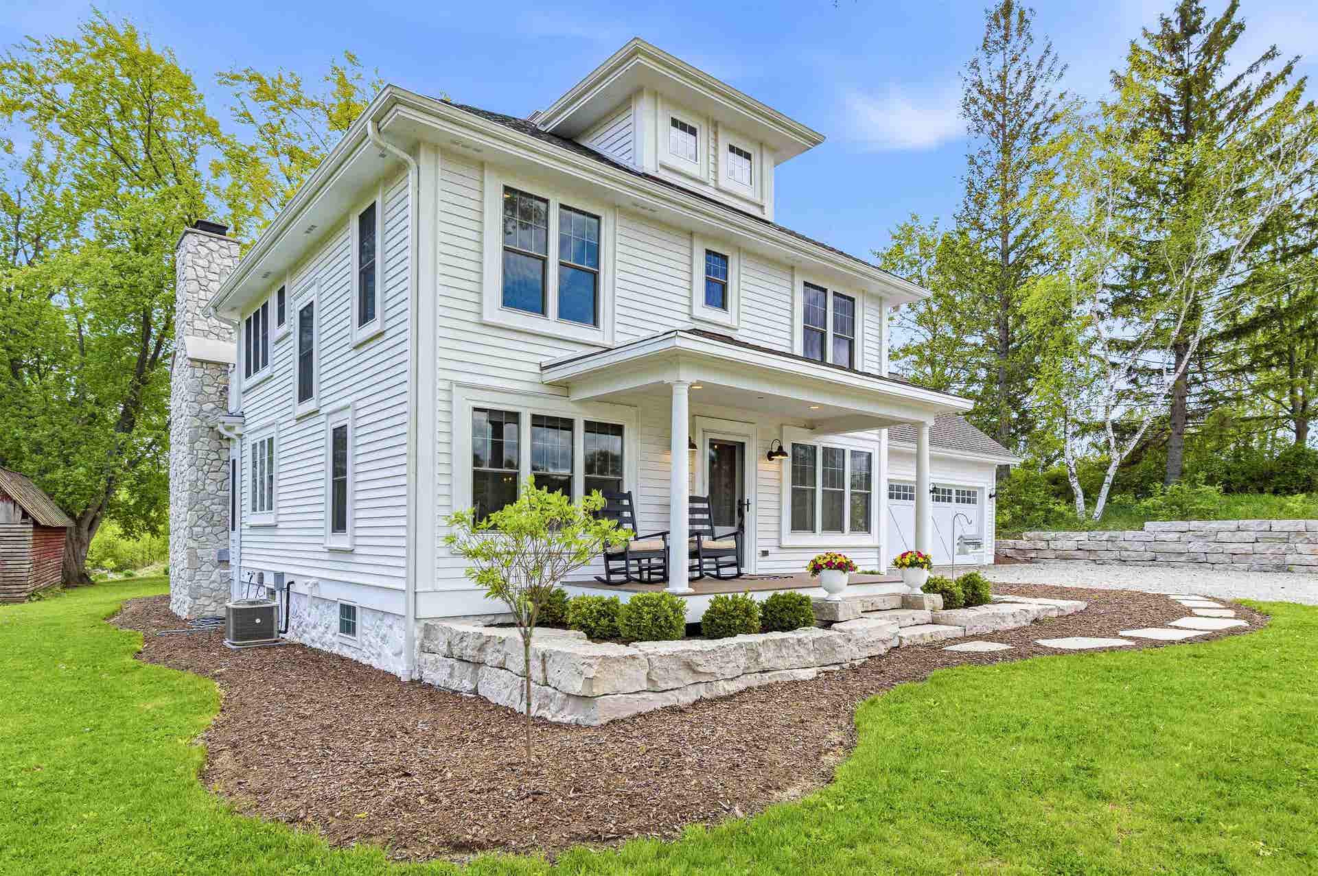 W10823 Port Road, Portland, WI 53579