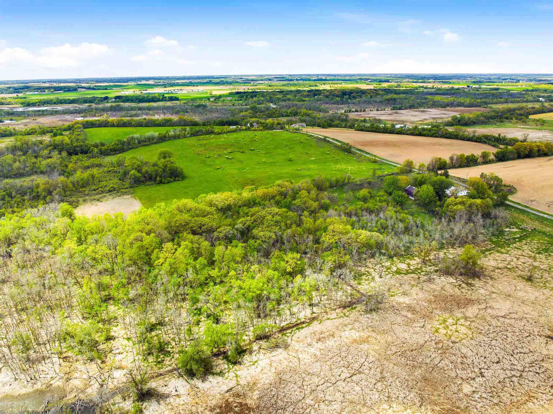 W10823 Port Road, Portland, WI 53579