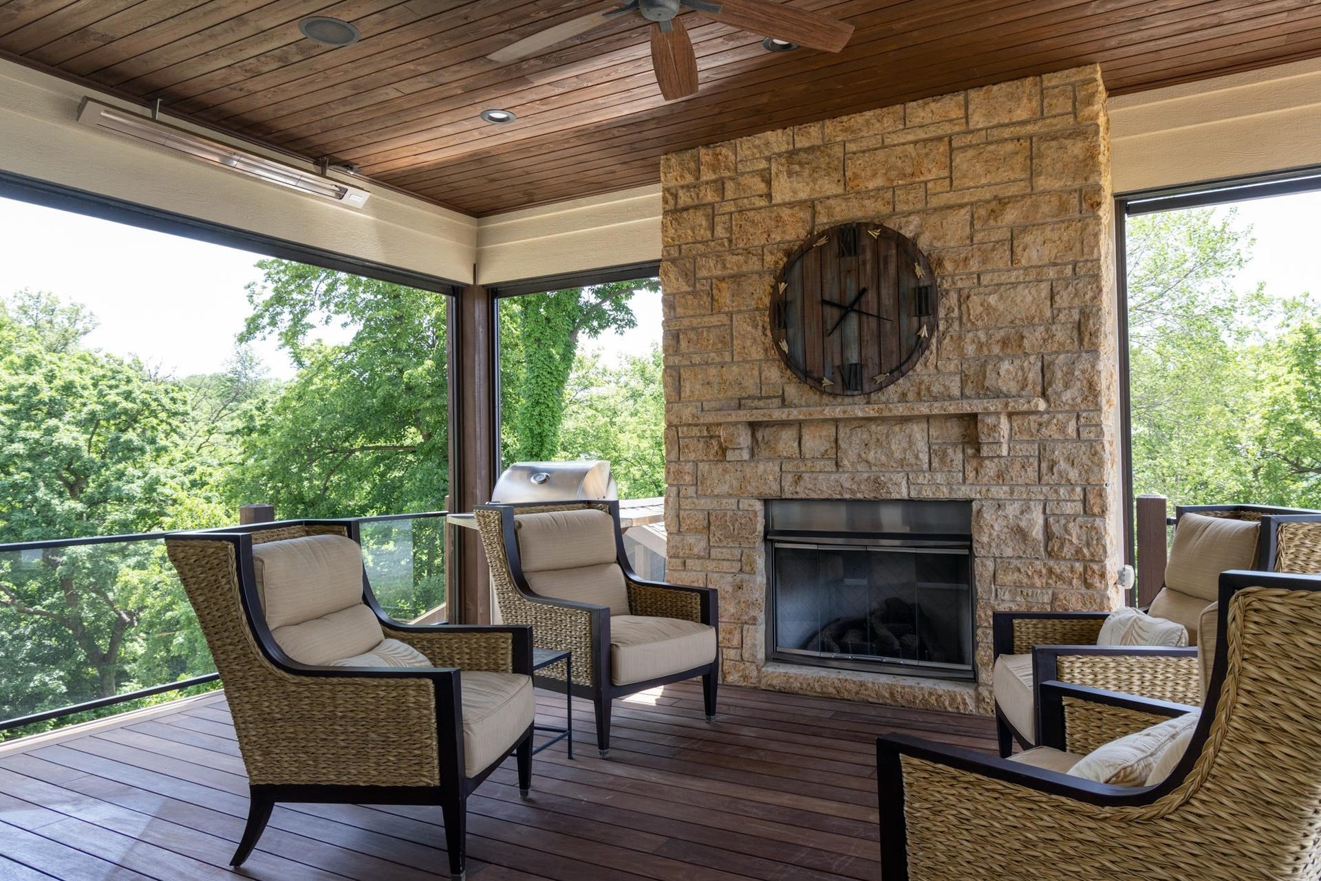 1581 Silver Oak Court, Jamestown, WI 53811