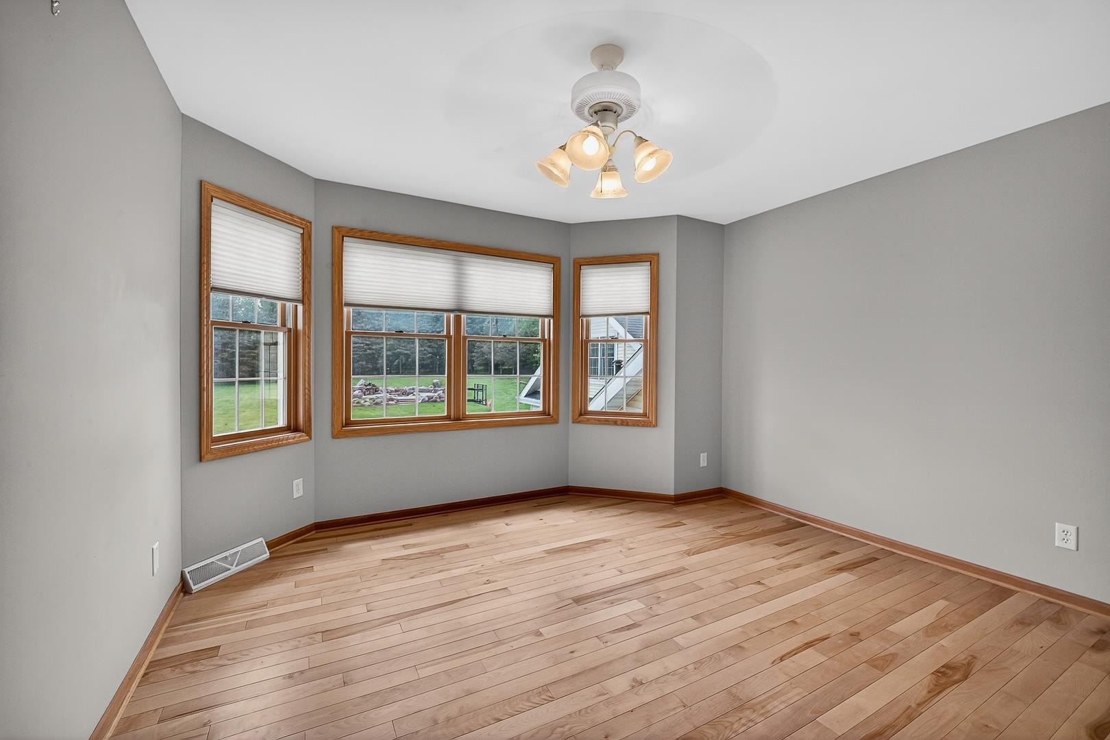 7527 Fallen Oak Drive, Middleton, WI 53593