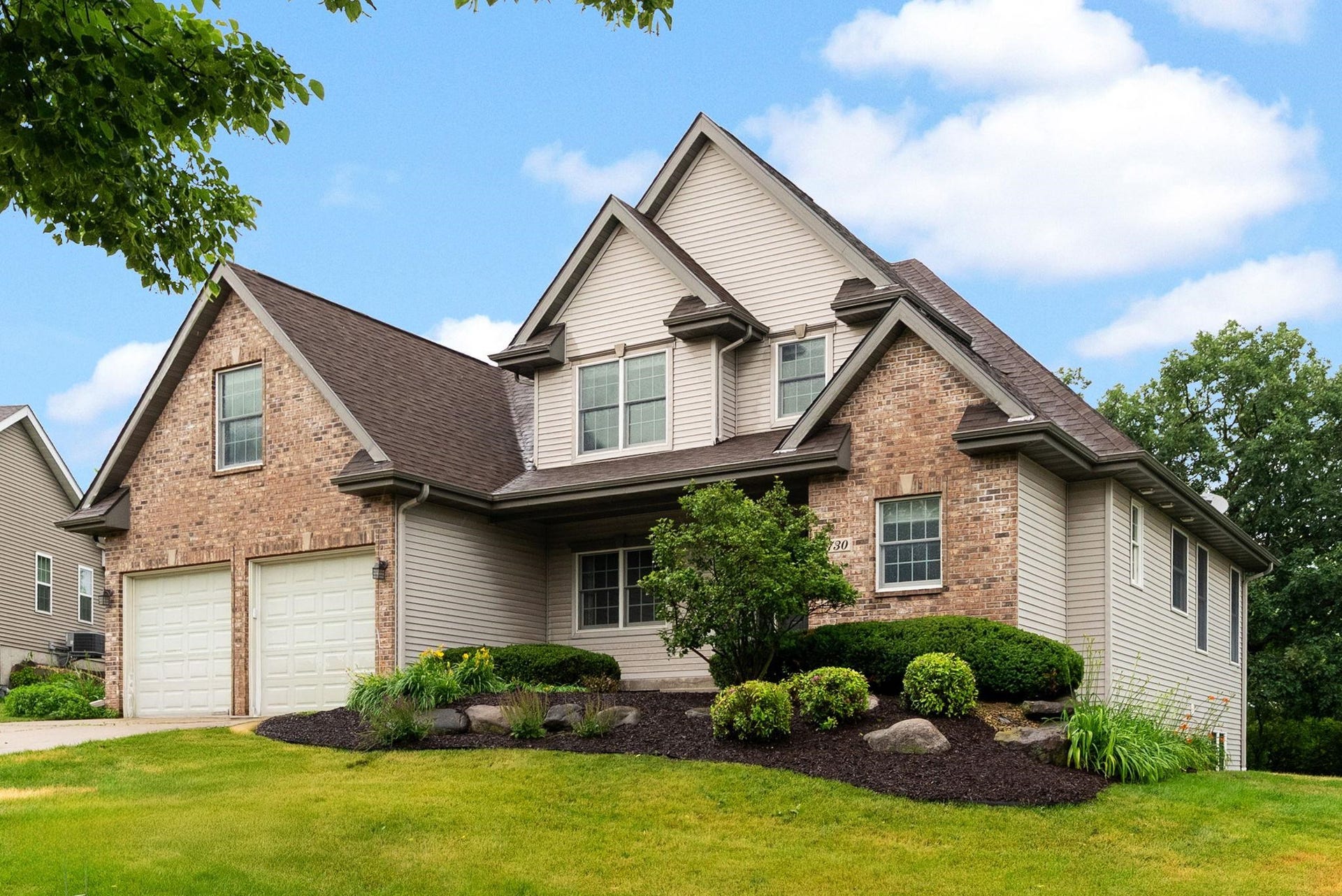 730 Greystone Lane, Madison, WI 53562