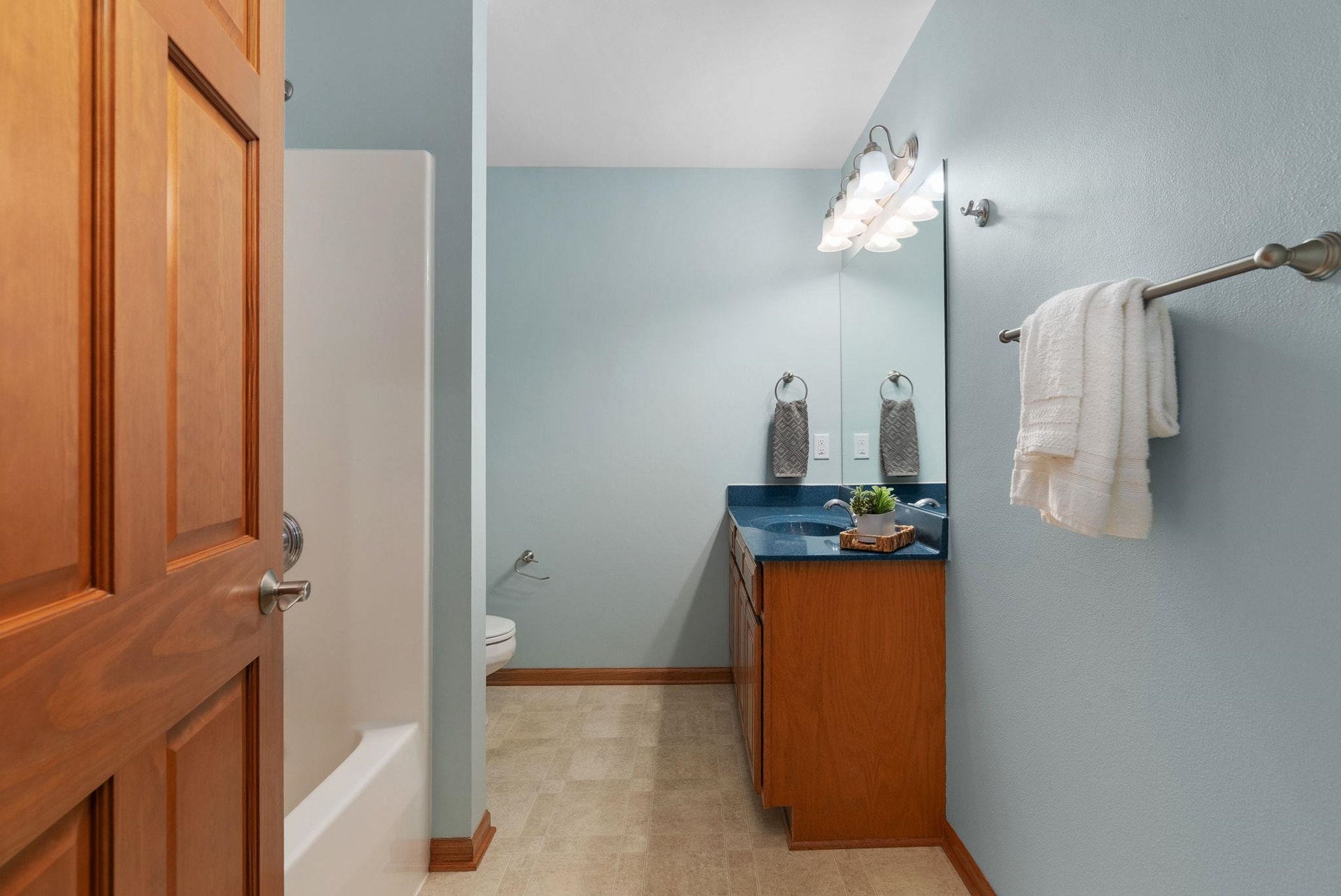 730 Greystone Lane, Madison, WI 53562