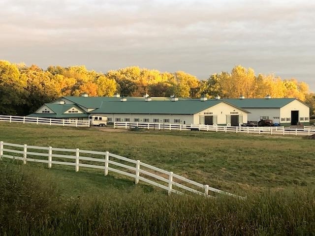 5500 Surrey Lane, Westport, WI 53597