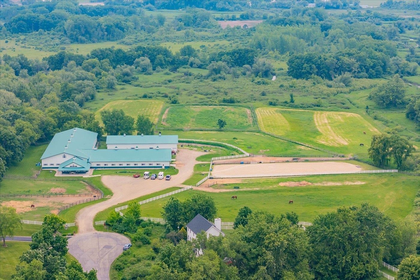 5500 Surrey Lane, Westport, WI 53597