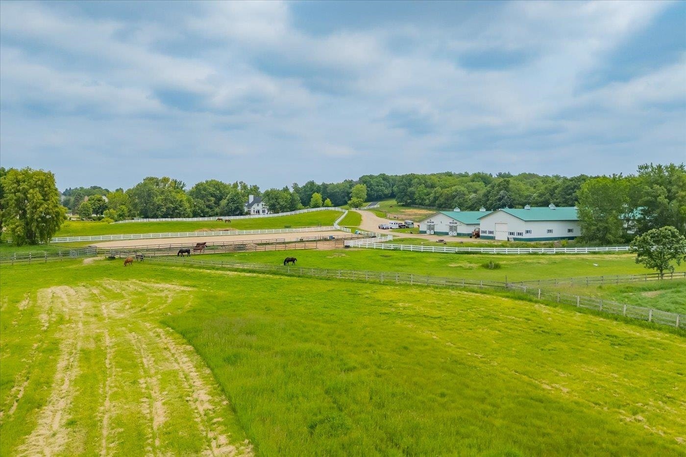 5500 Surrey Lane, Westport, WI 53597