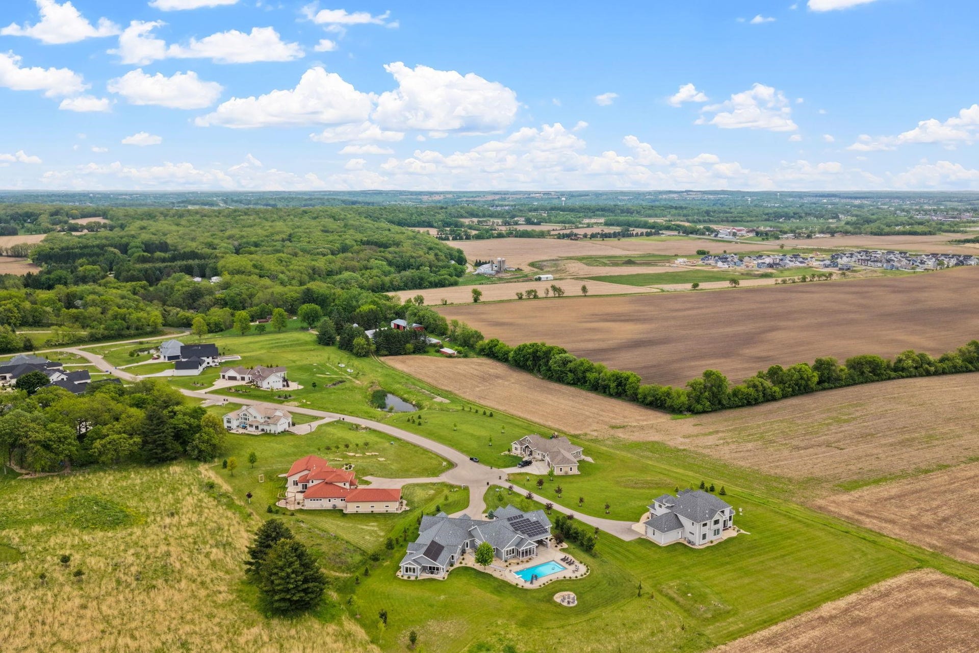 7606 Driftless Ridge Way, Verona, WI 53593