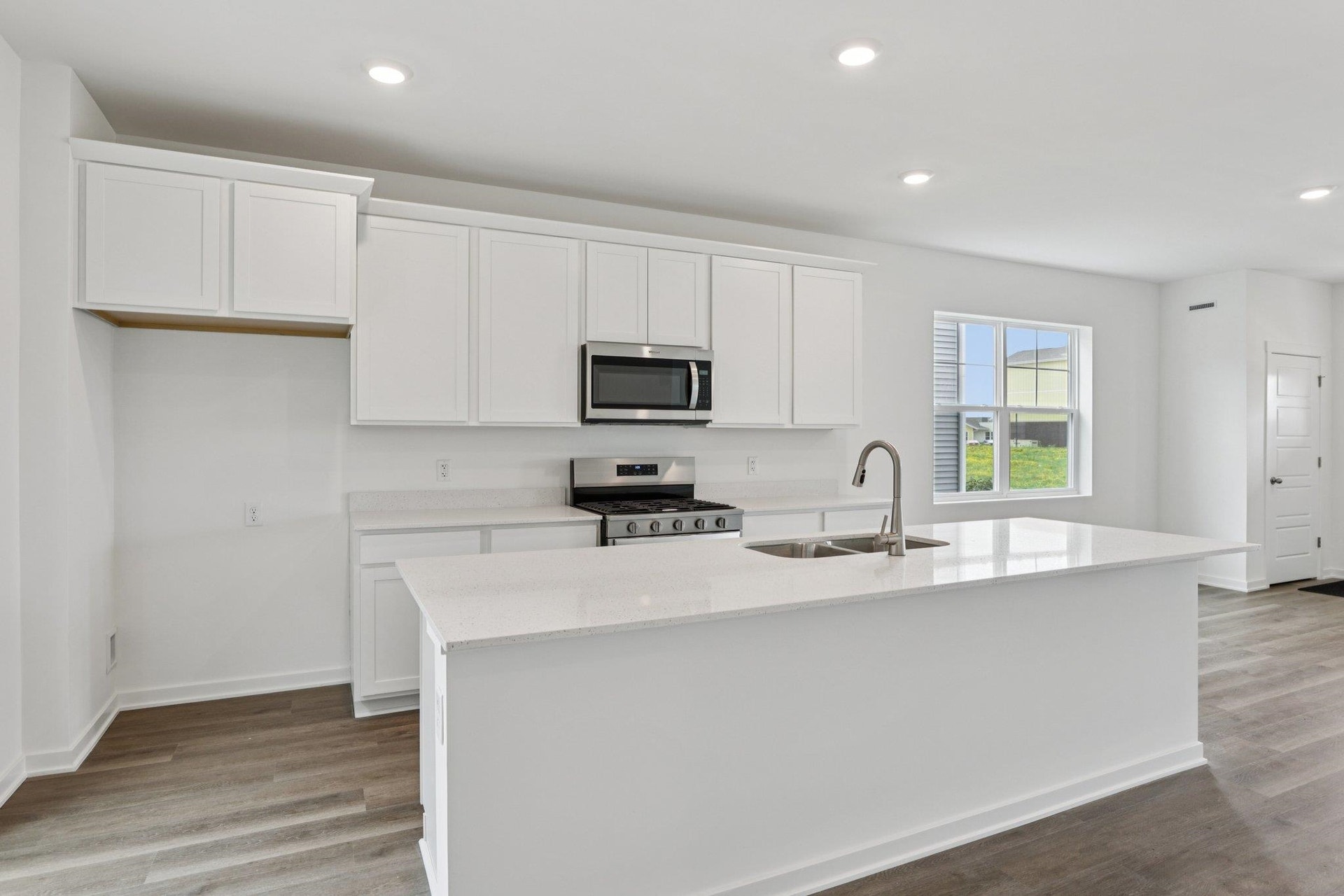 520 Oak Opening Drive, Stoughton, WI 53589