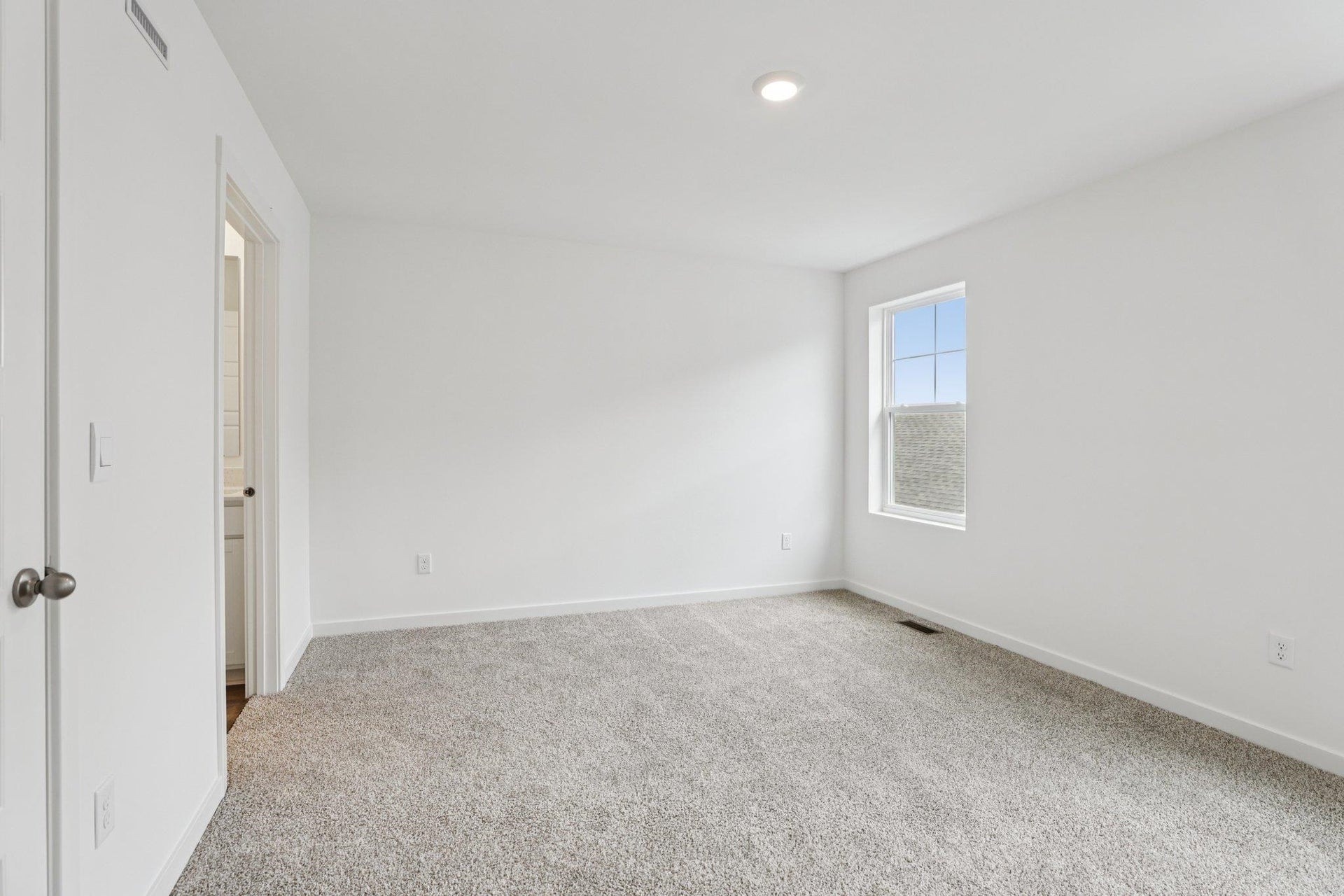 520 Oak Opening Drive, Stoughton, WI 53589