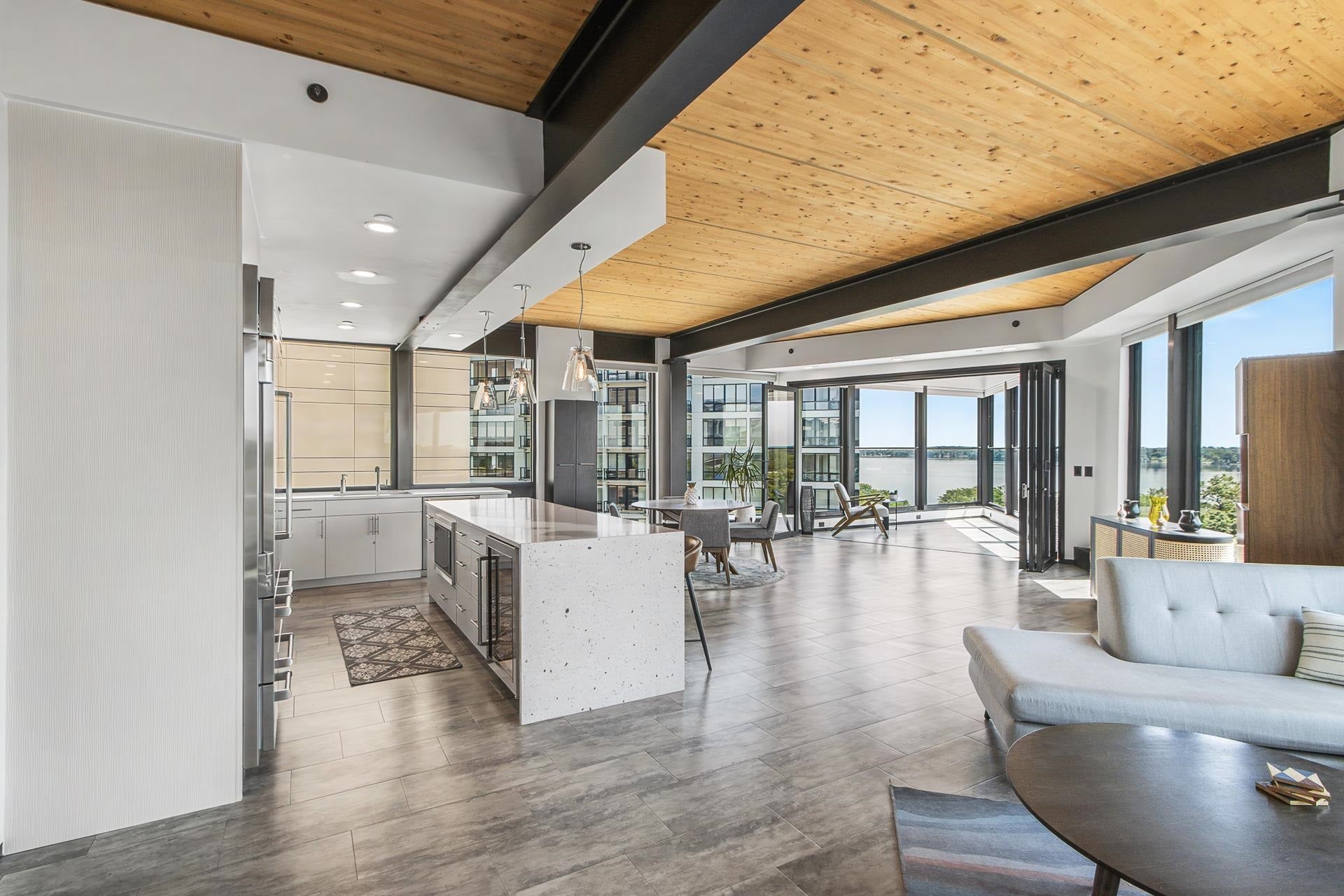211 S Henry Street, #603, Madison, WI 53703