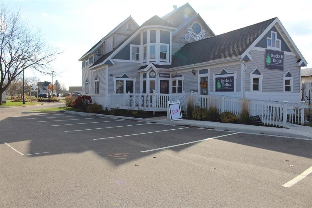 105 E 2nd Street, Waunakee, WI 53597