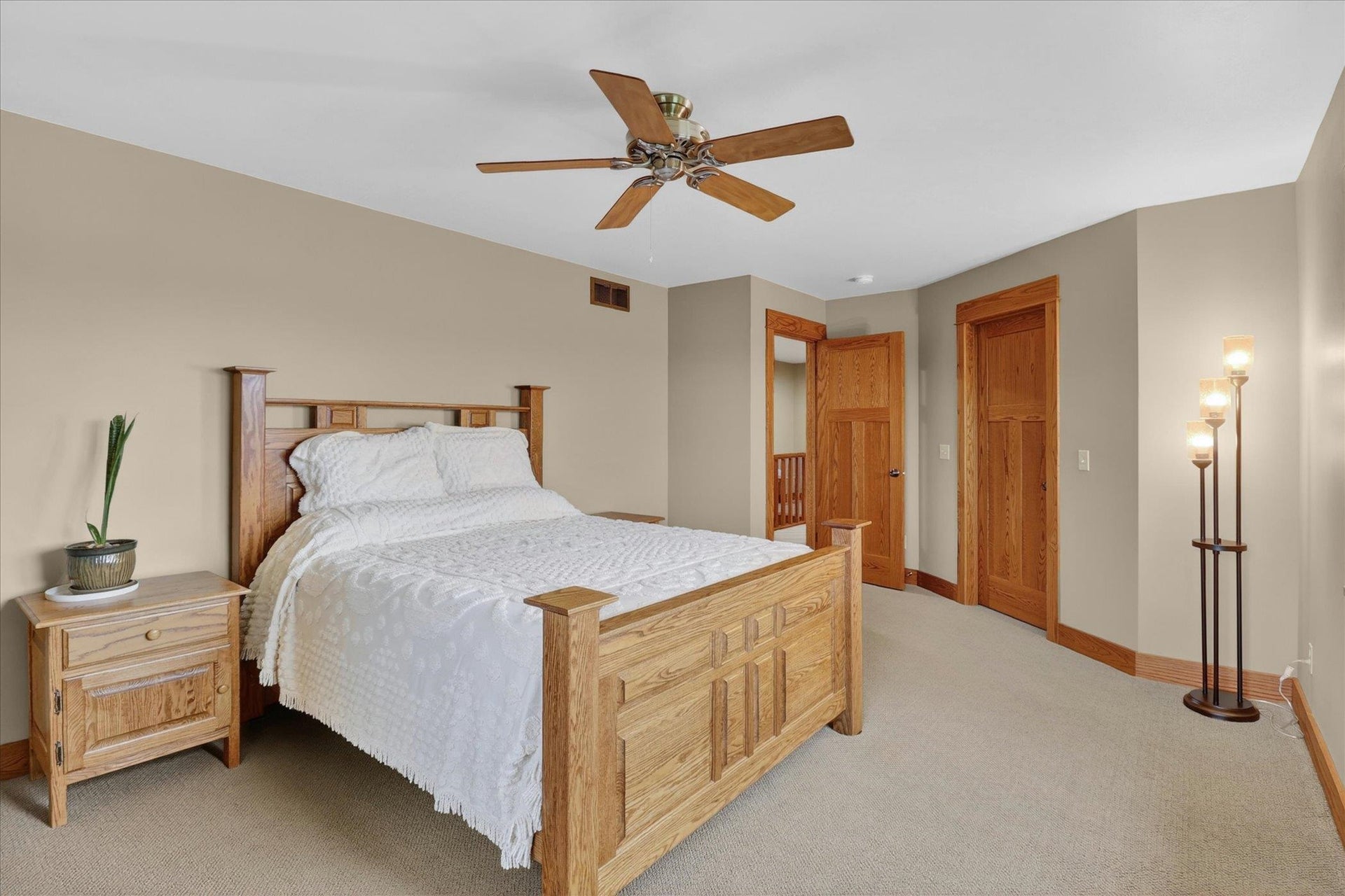 W6383 Hackbarth Road, Koshkonong, WI 53538