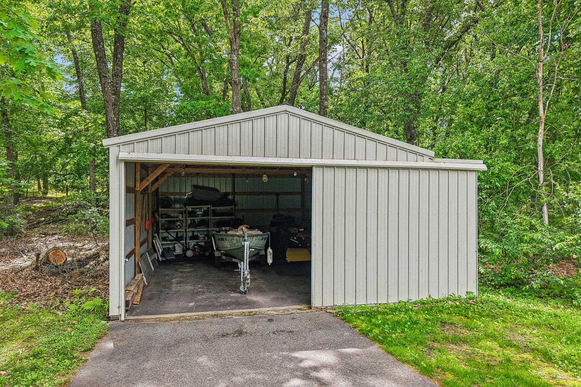 438 Fur Court, Jackson, WI 53965-8523