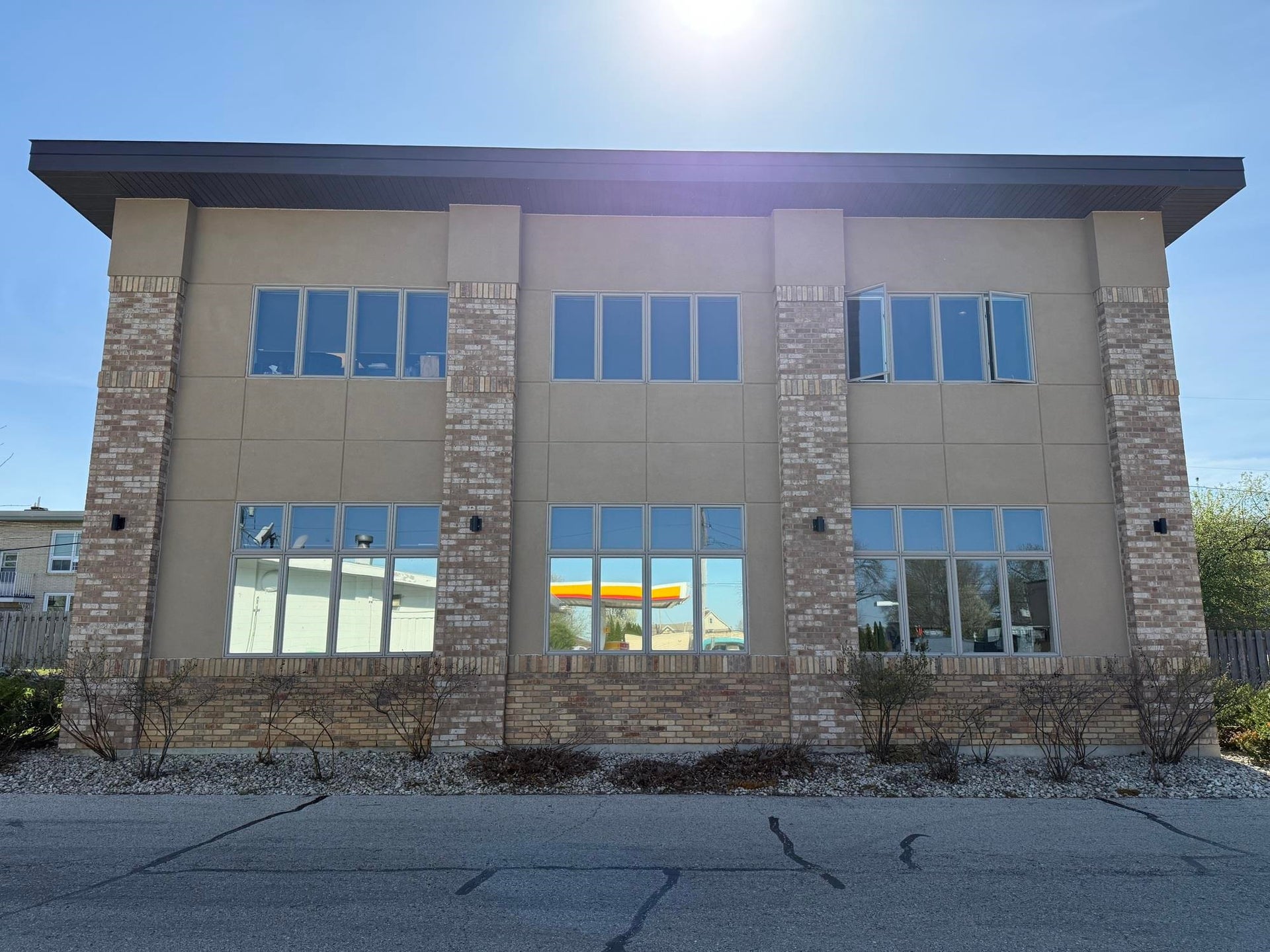 915 Haywood Drive, Madison, WI 53715