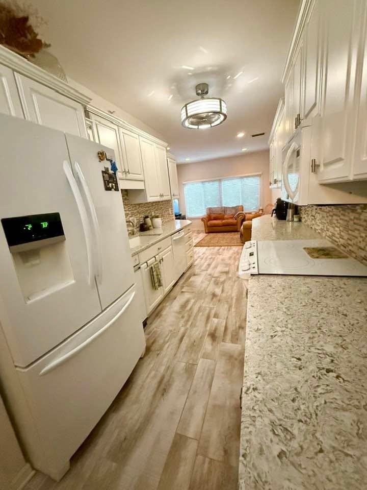 1605 Golf Glen, #G, Madison, WI 53704