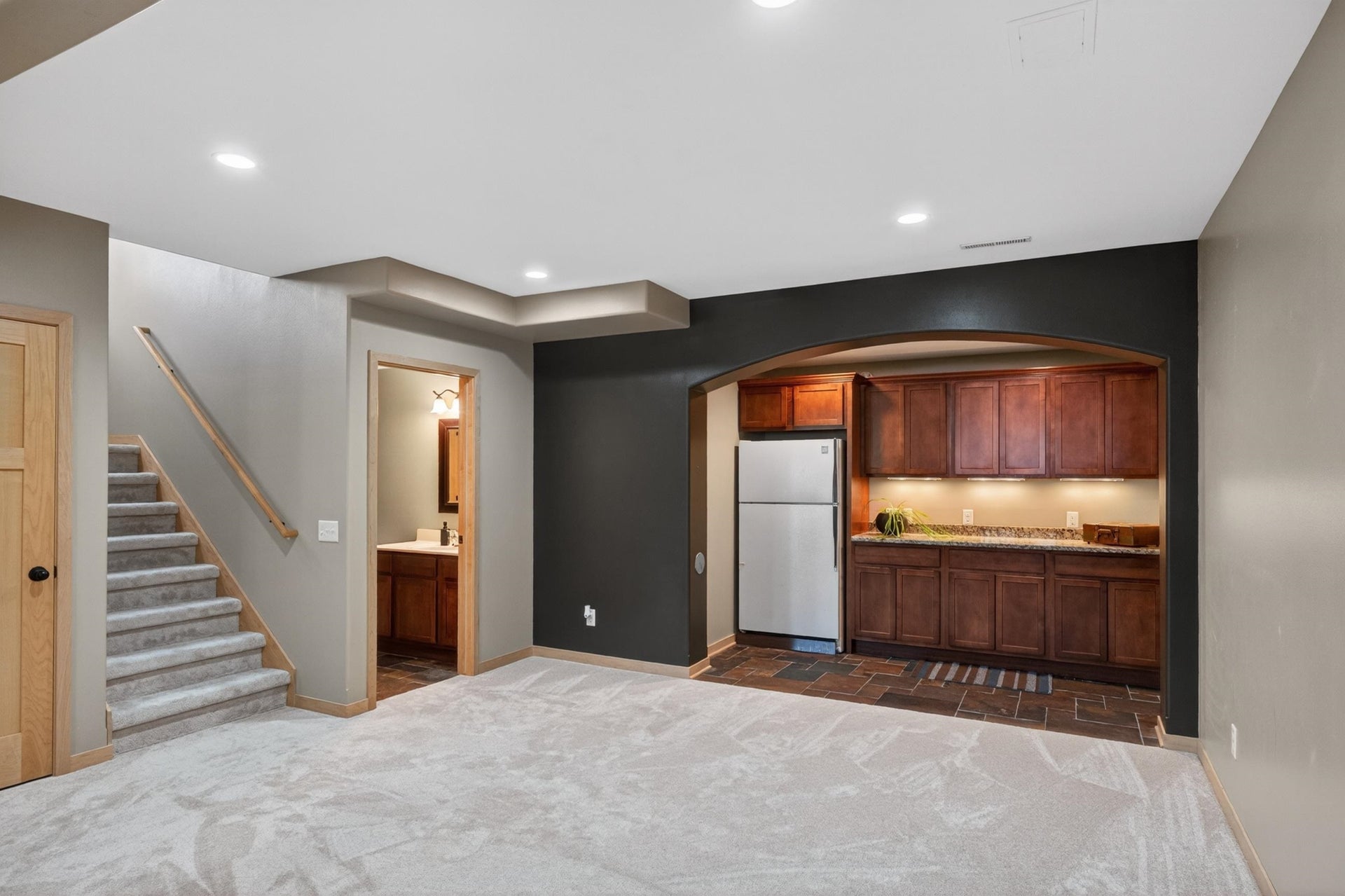 2116 Hoel Circle, Stoughton, WI 53589