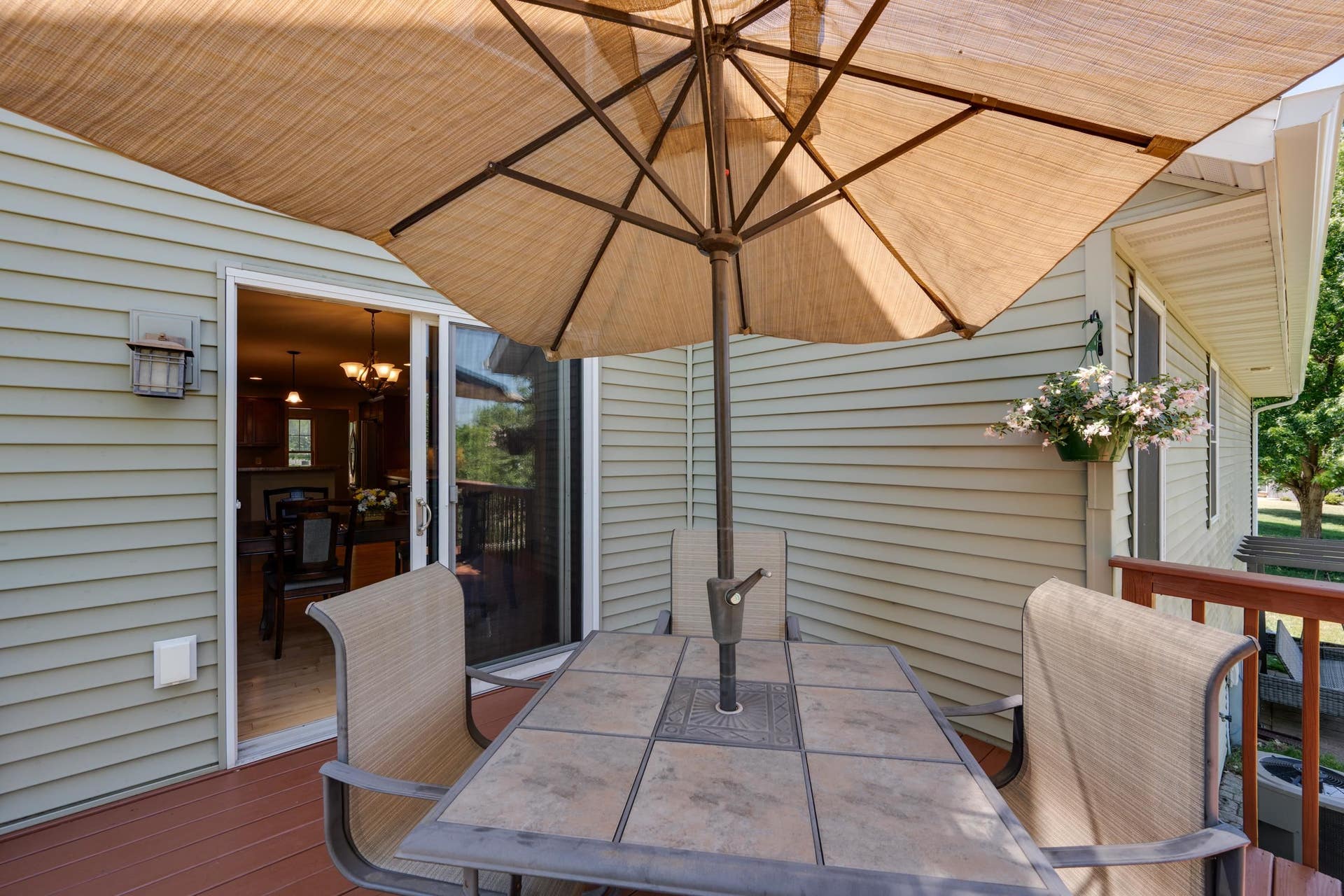 2116 Hoel Circle, Stoughton, WI 53589