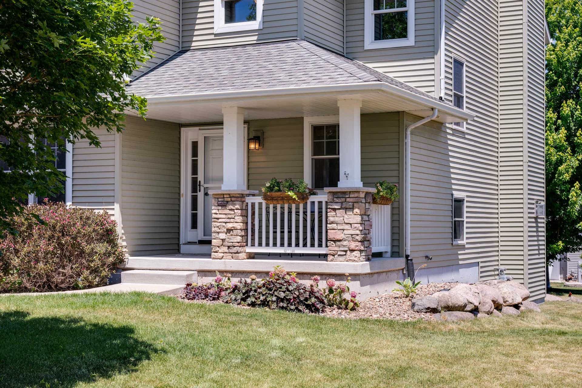 2116 Hoel Circle, Stoughton, WI 53589