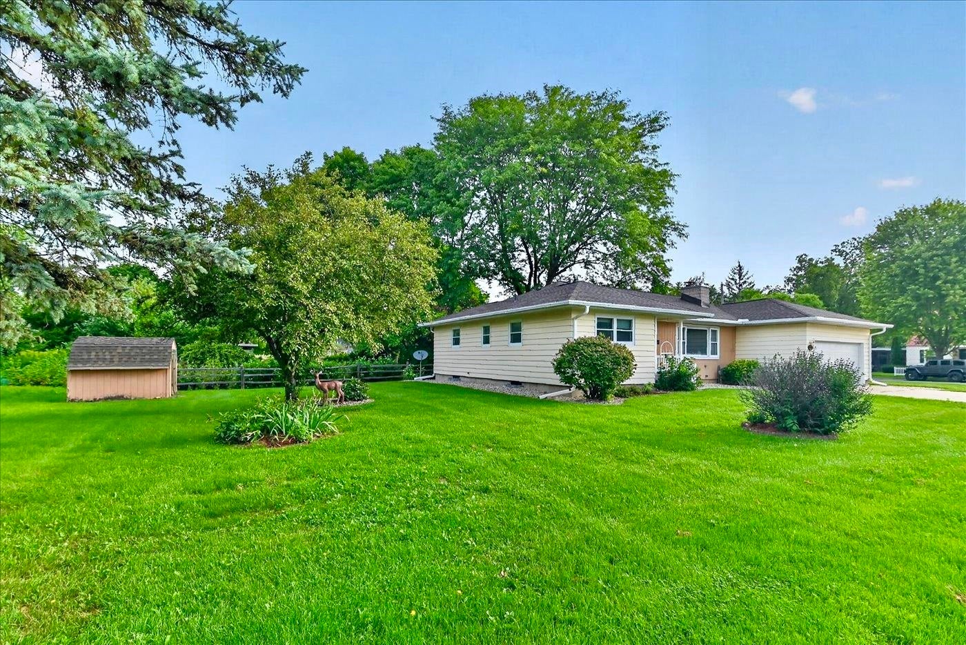7204 University Avenue, Middleton, WI 53562