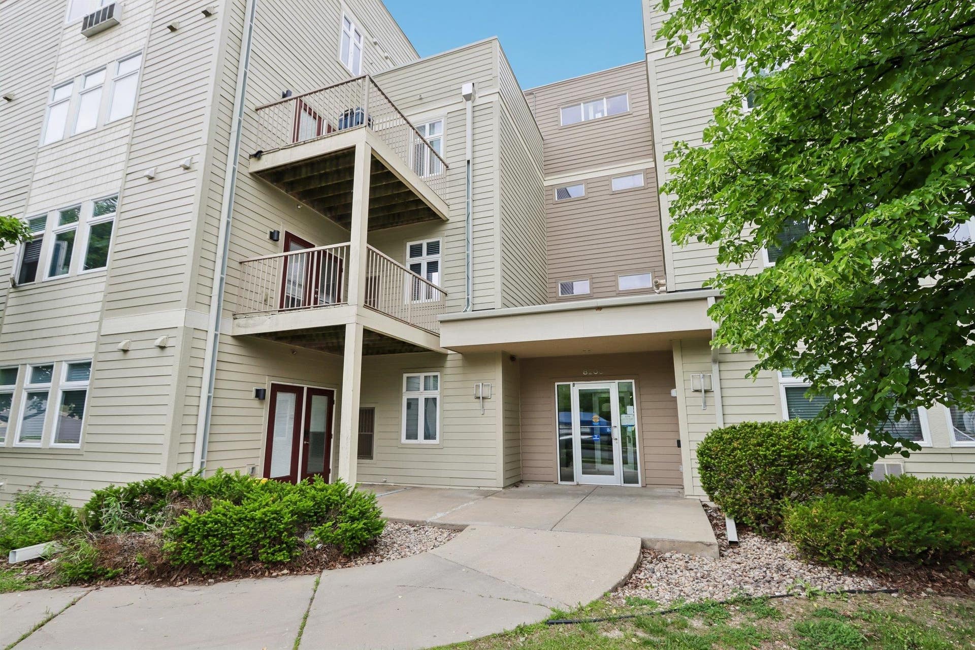 8206 Starr Grass Drive, #207, Madison, WI 53719
