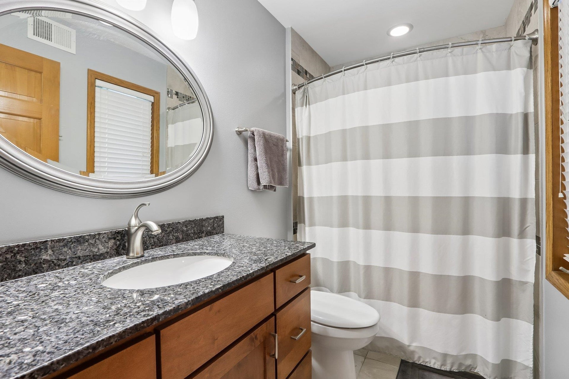 1917 Winchester Way, Waunakee, WI 53597