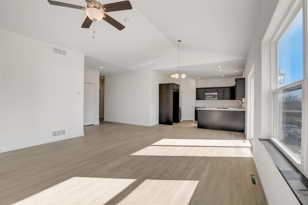104 Langdon Court, Cambria, WI 53923-9366