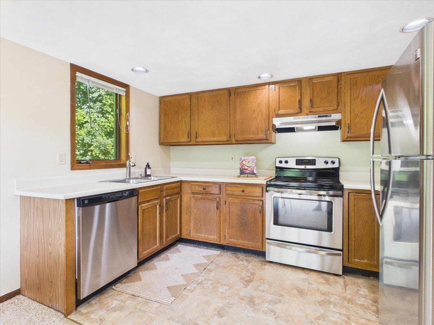 2683-2685 Aberdeen Court, Fitchburg, WI 53711