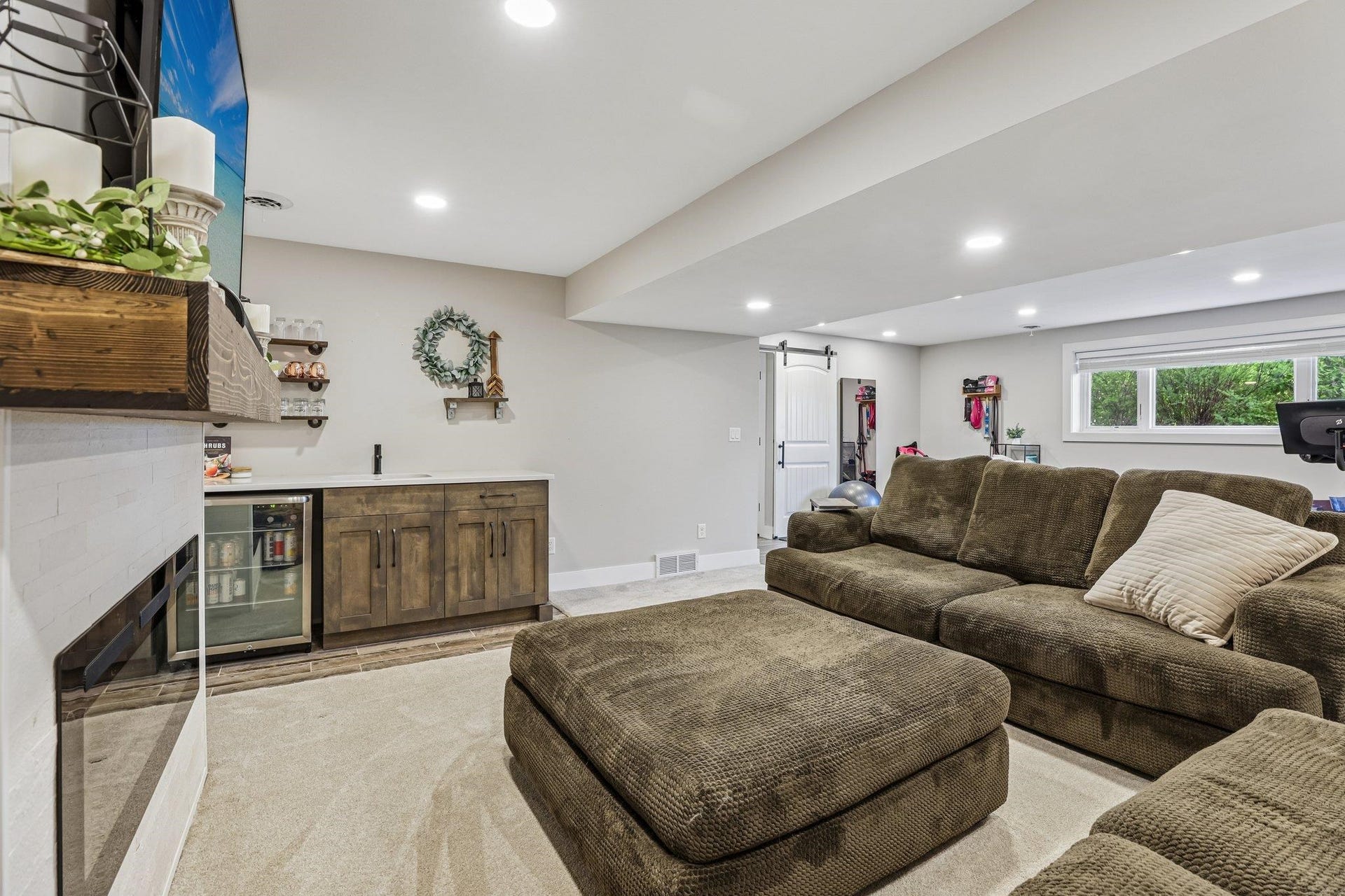 1979 Yelk Drive, Sun Prairie, WI 53559
