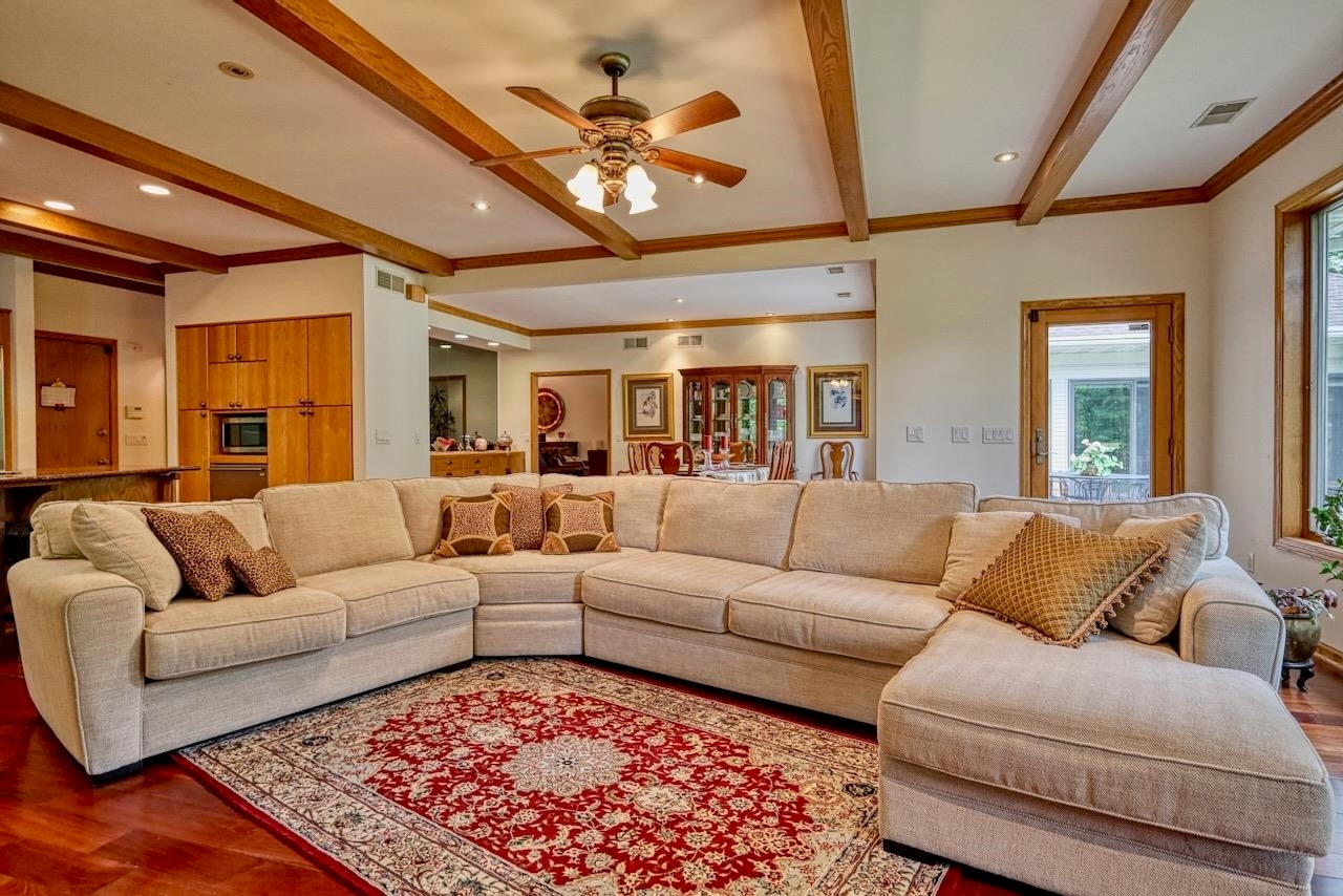 811 Farwell Drive, Maple Bluff, WI 53704