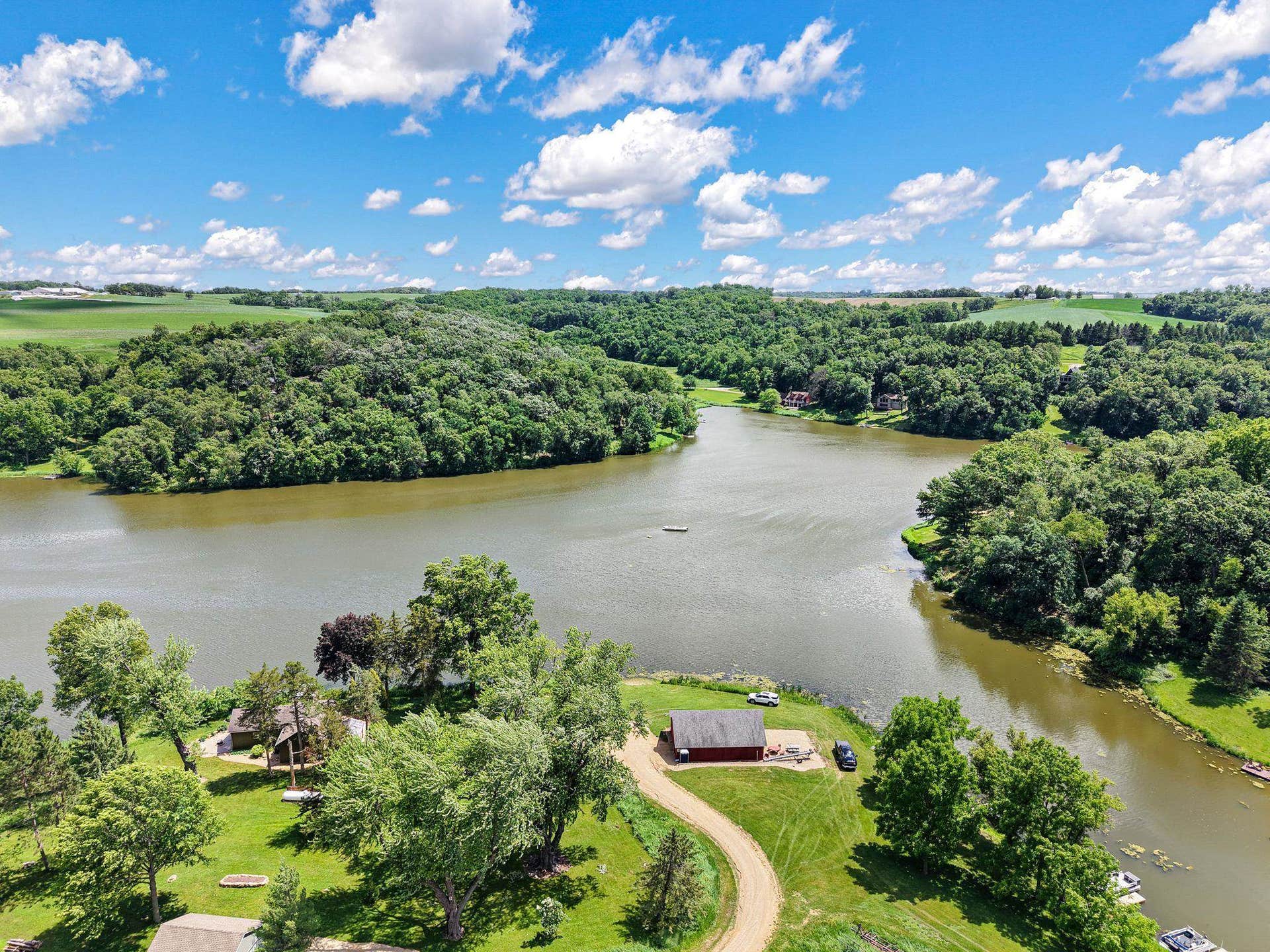 17958 Hidden Valley Lane, Argyle, WI 53504