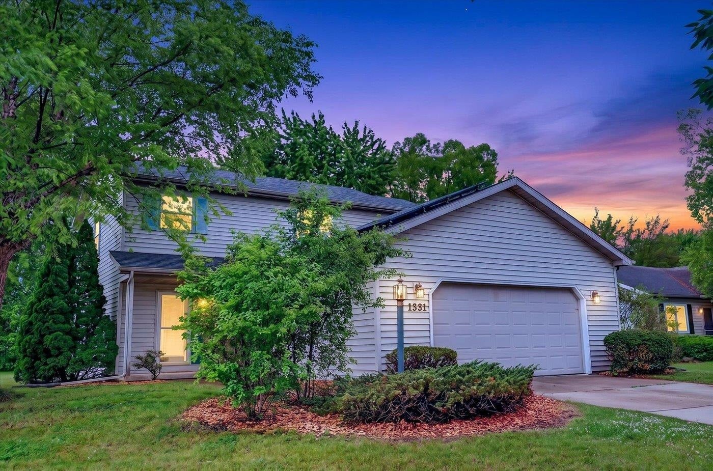 1331 Swordleaf Lane, Sun Prairie, WI 53590-4319