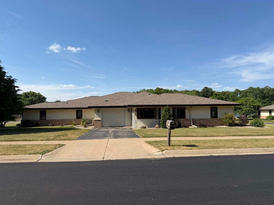 Property photo for 635 W Slifer Street, #D, Portage, WI