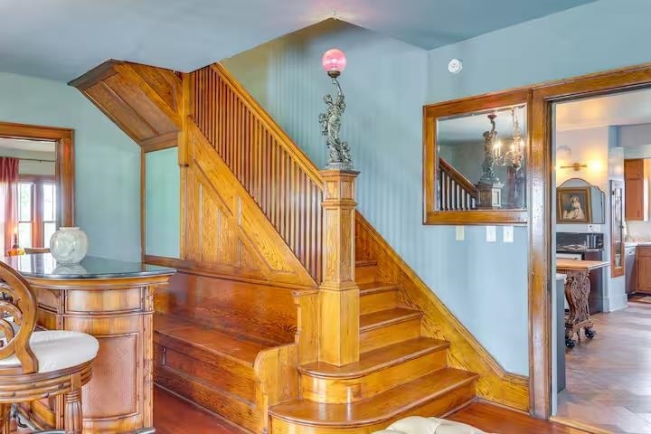 2749 Town Hall Rd, Springdale, WI 53572