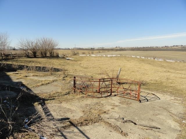 2749 Town Hall Rd, Springdale, WI 53572