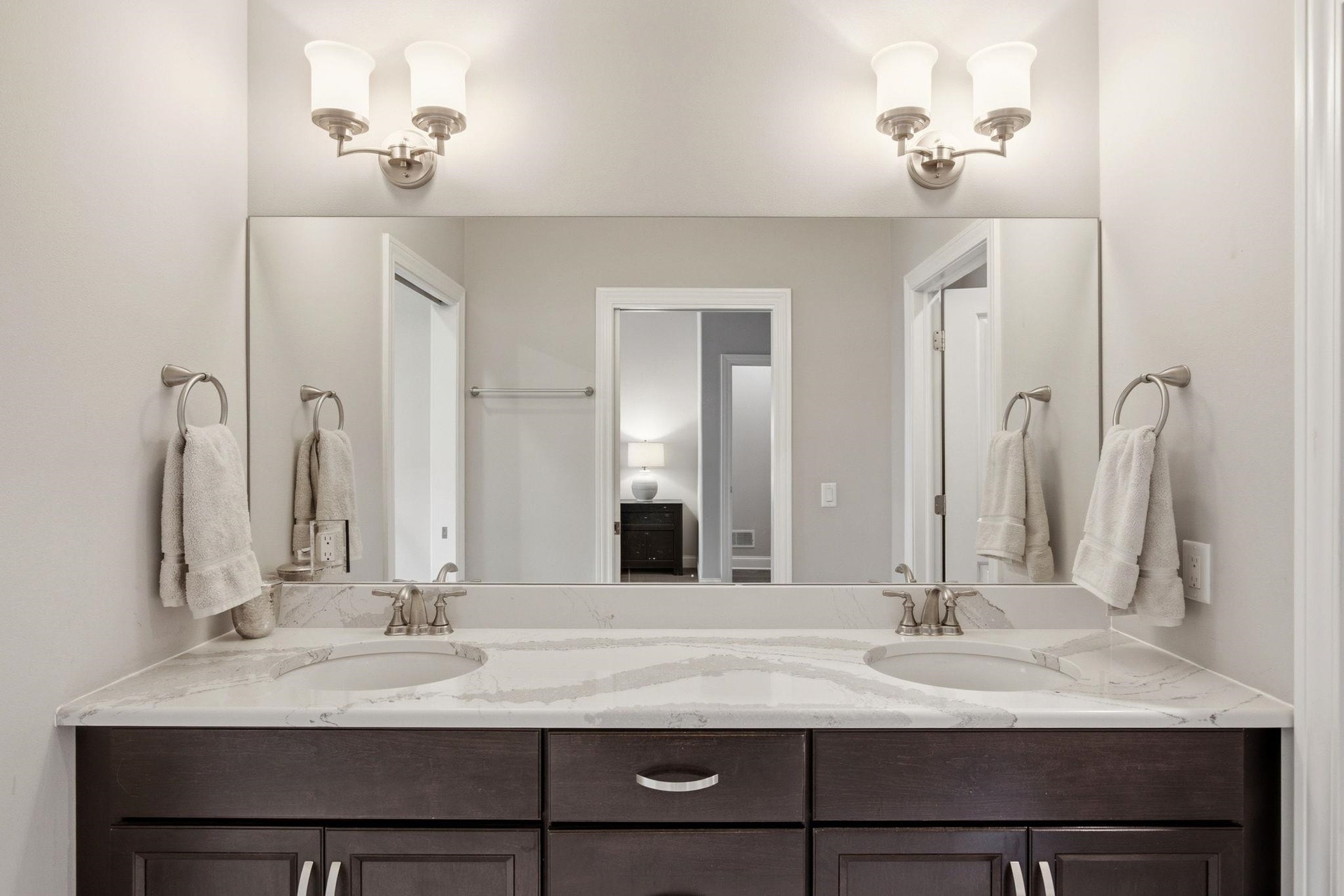 905 Castle Stone Pass, Madison, WI 53593