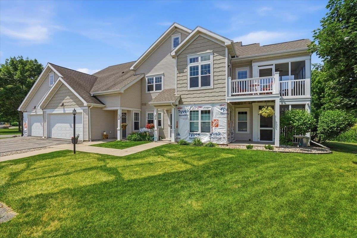 36 Keystone Way, #32, Fitchburg, WI 53711