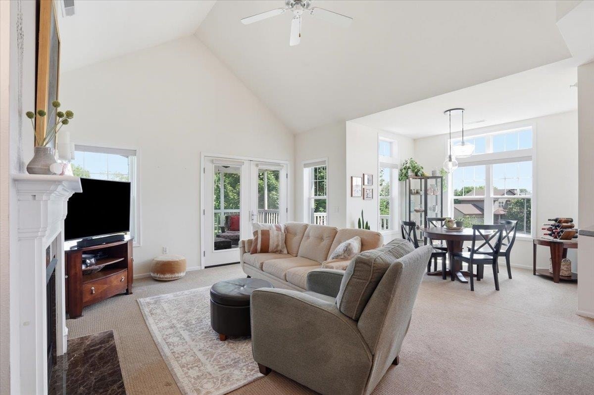 36 Keystone Way, #32, Fitchburg, WI 53711