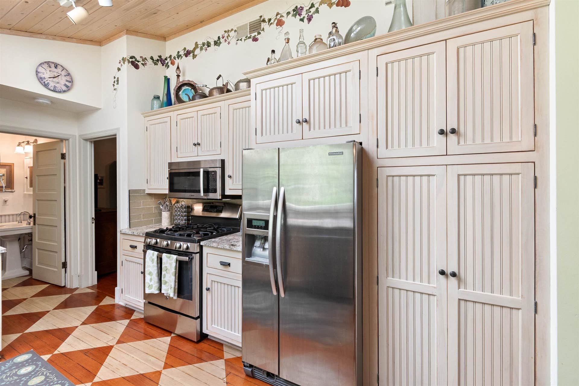 123 S Ferry Drive, Lake Mills, WI 53551