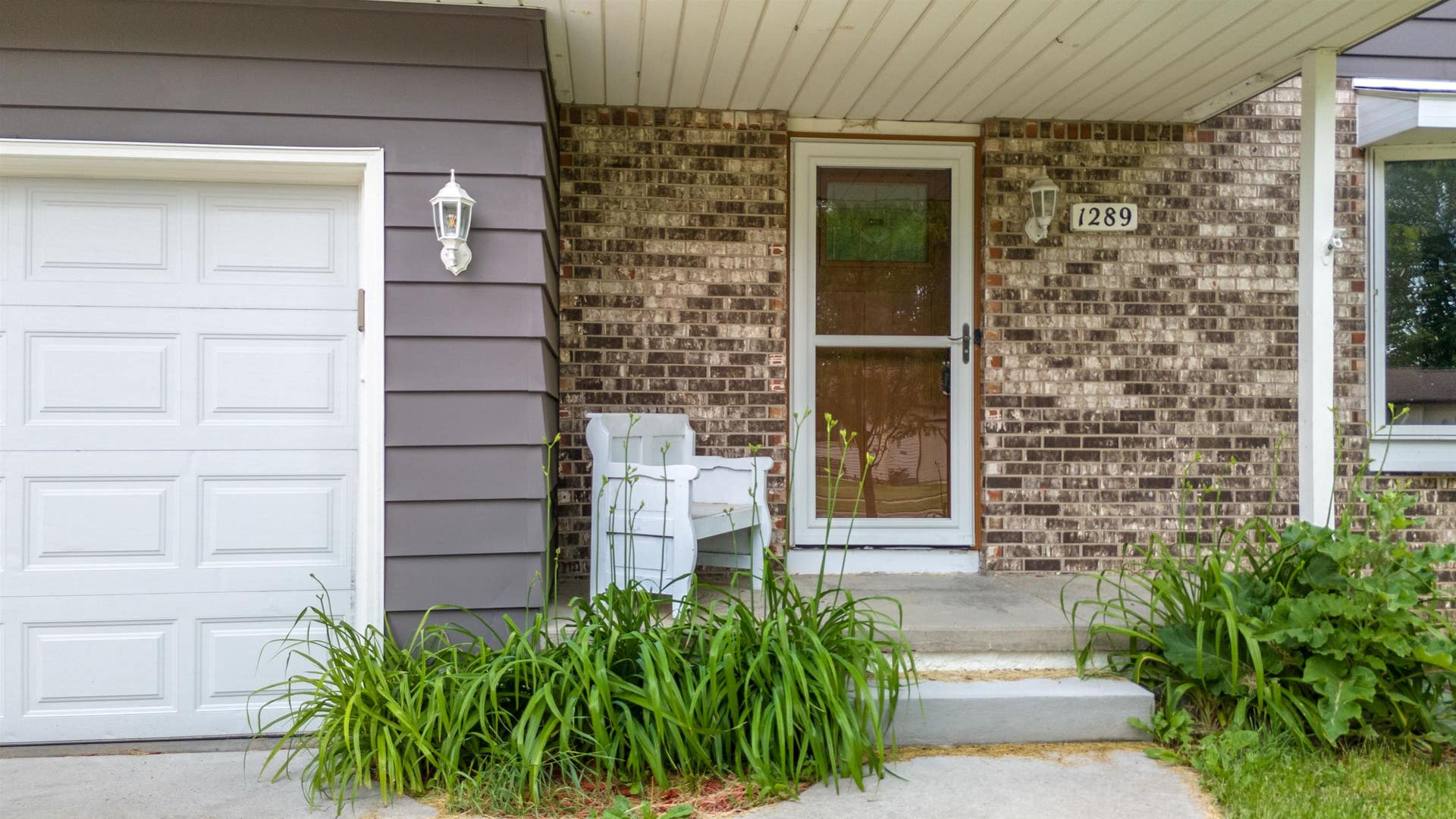 1289 Crossing Ridge Trail, Sun Prairie, WI 53590