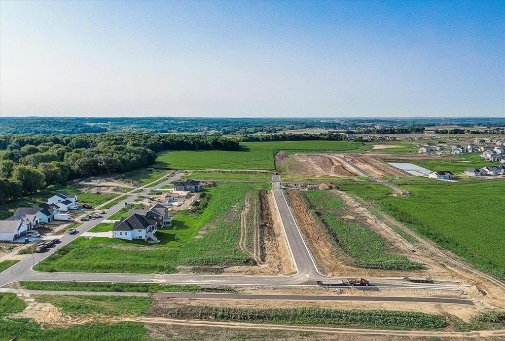 L436 4042 Whistle Rock, Windsor, WI 53532