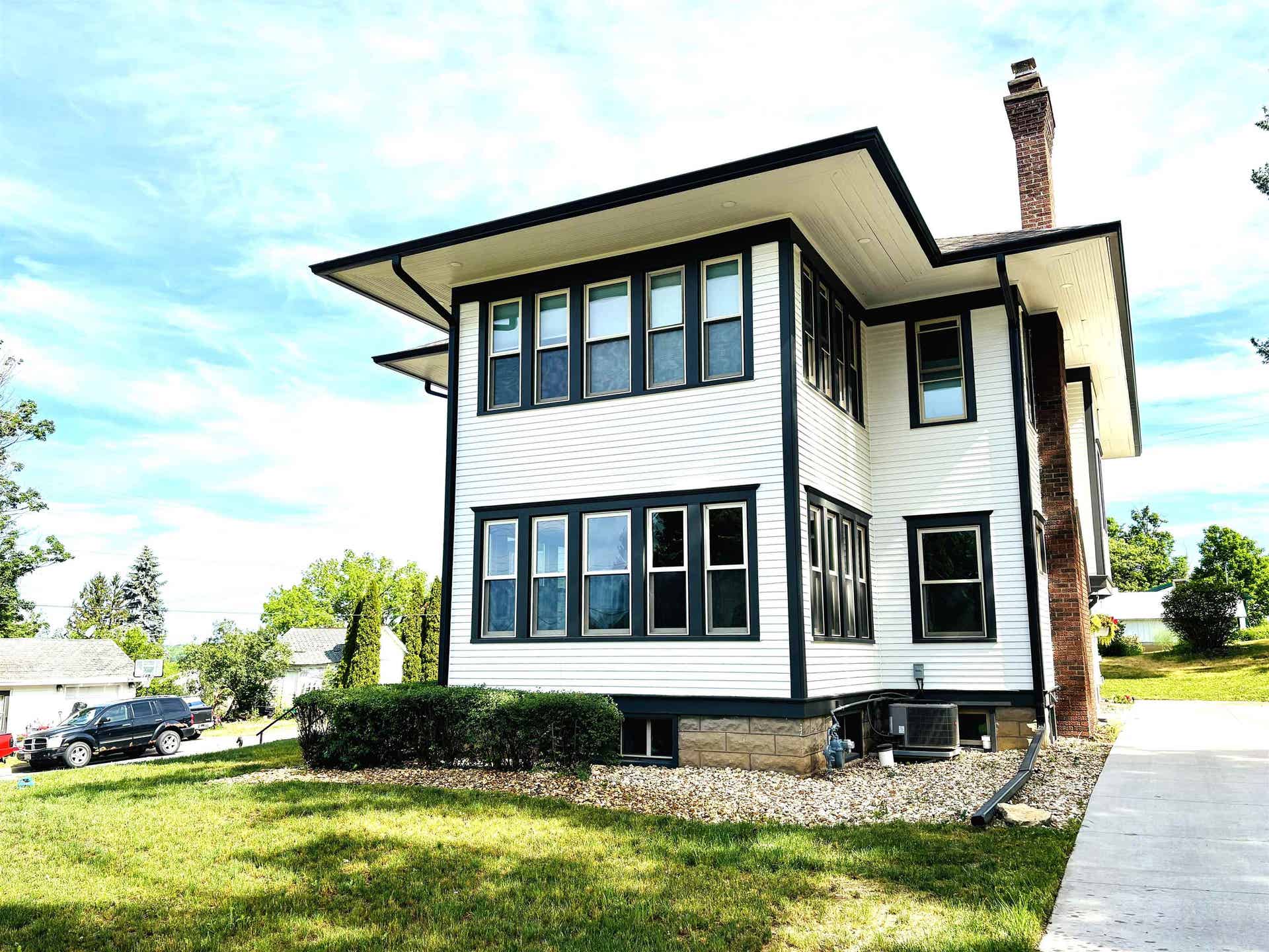 101 N Lafayette Street, Argyle, WI 53504