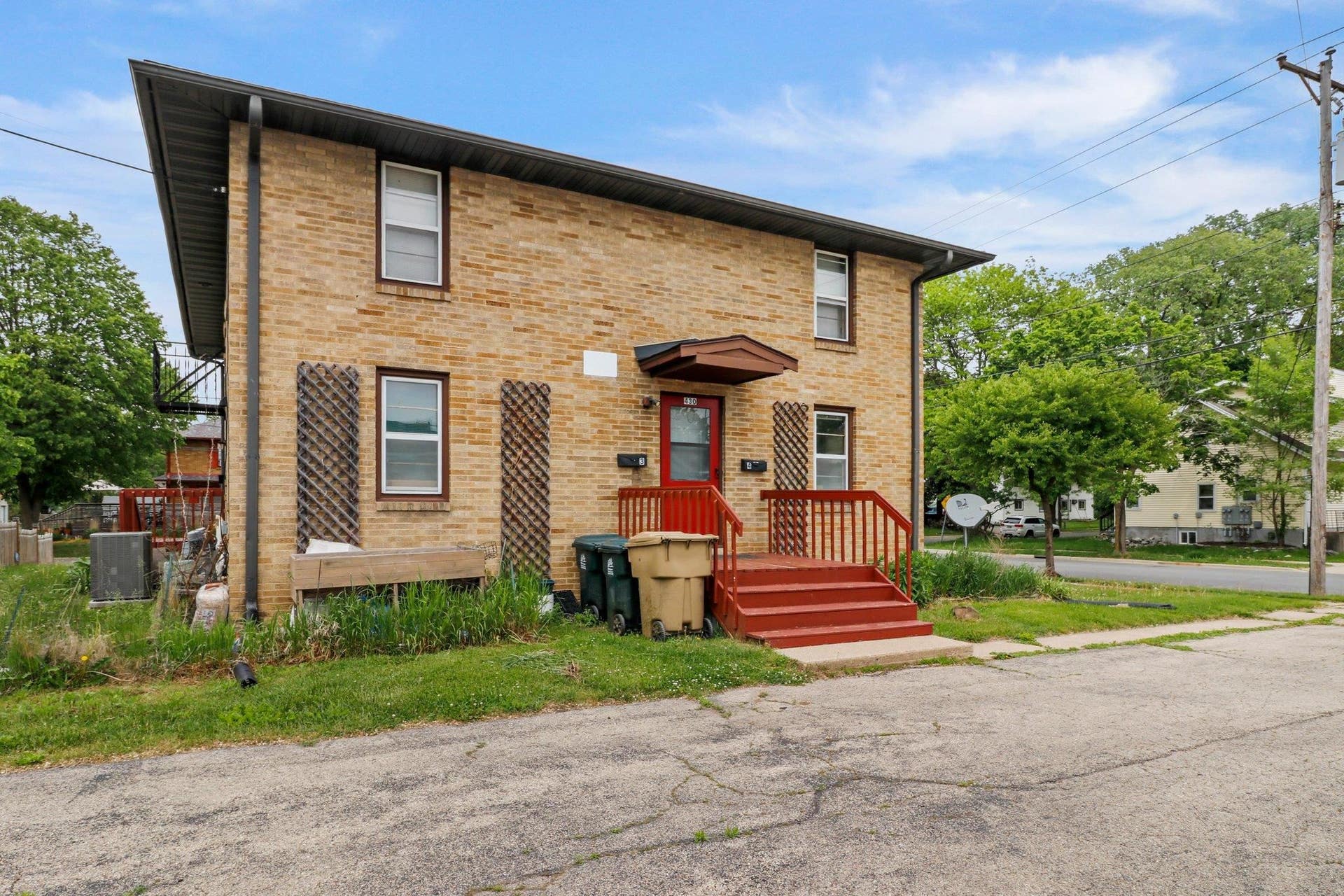 430 Oak Street, Madison, WI 53704
