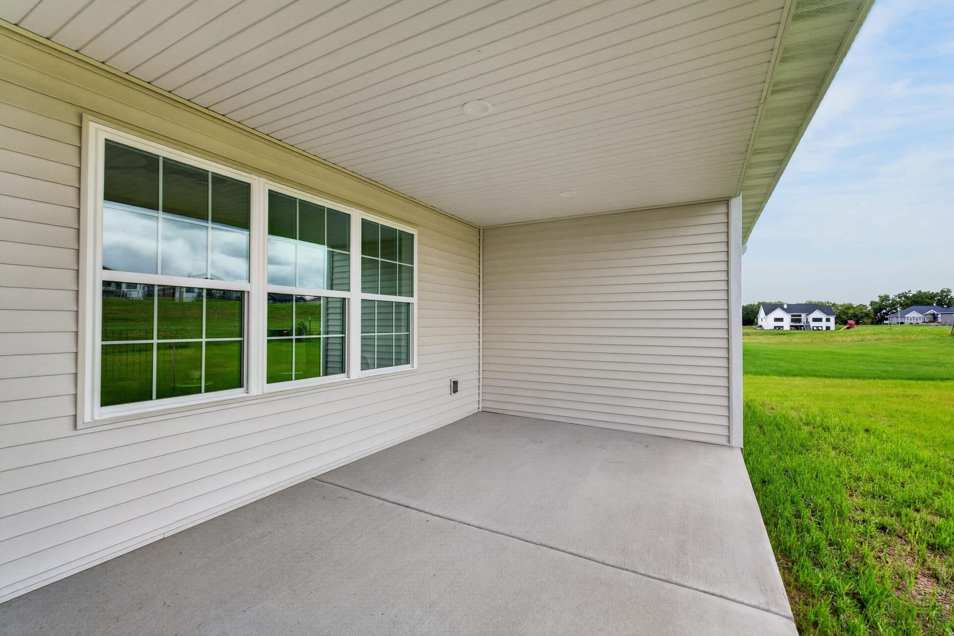 2017 Wellington Place, Cottage Grove, WI 53527