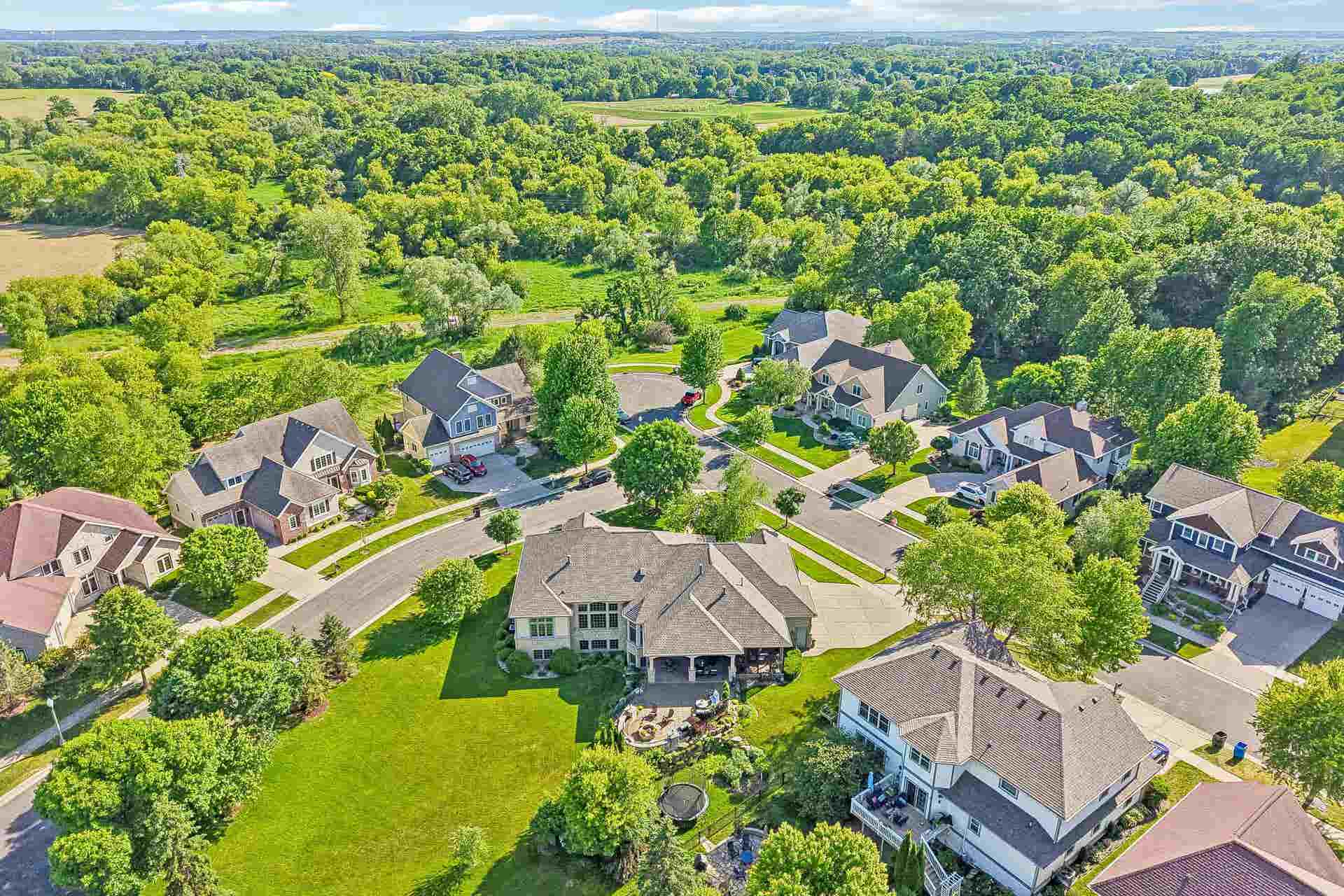 1222 Bongard Drive, Waunakee, WI 53597